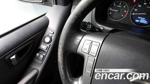 2017 Hyundai 그랜드 스타렉스 - Thumbnail 12