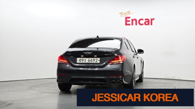 2018 Genesis G70 - Thumbnail 11