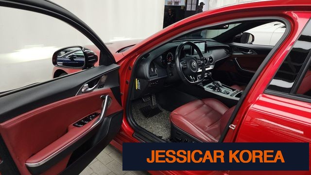 2018 Kia Stinger - Thumbnail 9
