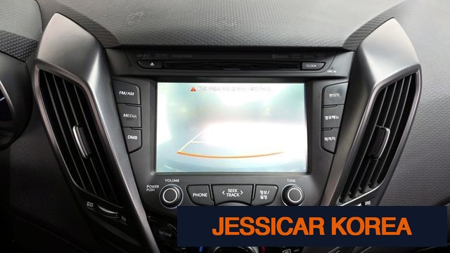 2013 Hyundai Veloster - Thumbnail 5