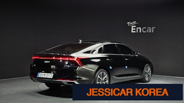 2022 Kia K8 - Thumbnail 7