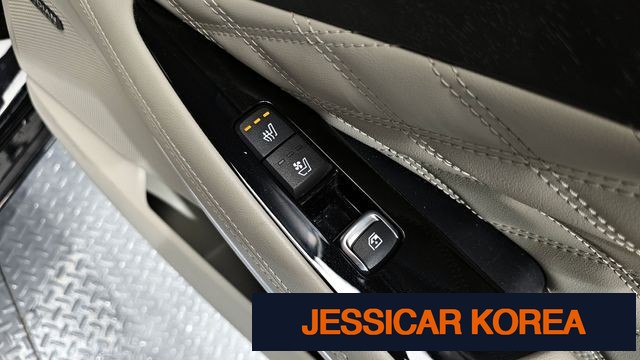 2022 Kia K8 - Thumbnail 11