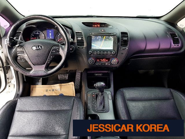 2015 Kia K3 - Thumbnail 17