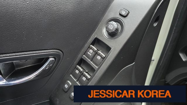 2013 KG Mobility Korando C - Thumbnail 16