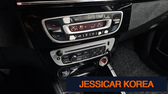 2016 Renault Korea SM3 Neo - Thumbnail 2