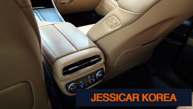 2021 Genesis GV80 - Thumbnail 8