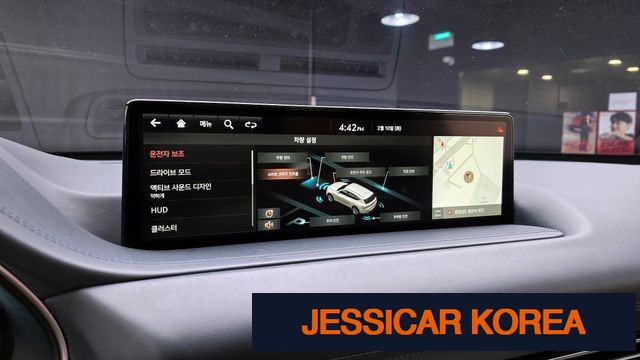 2021 Genesis GV80 - Thumbnail 13
