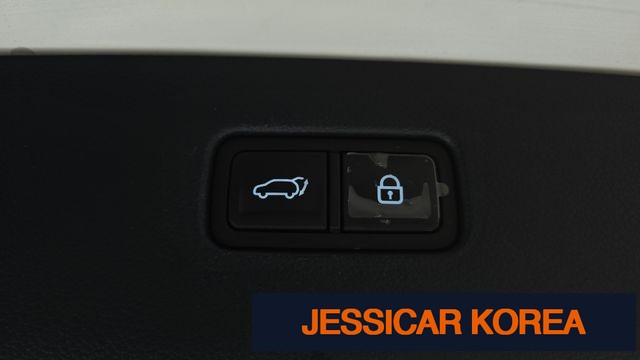 2021 Genesis GV80 - Thumbnail 17