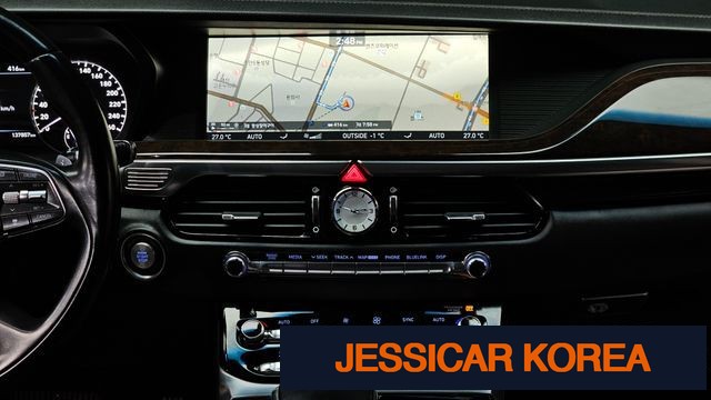 2017 Genesis EQ900 - Thumbnail 12