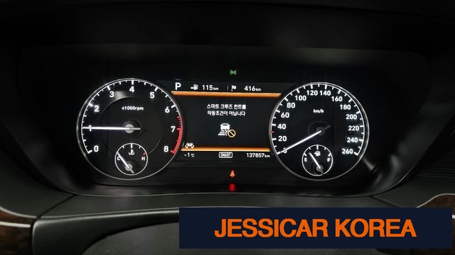2017 Genesis EQ900 - Thumbnail 15