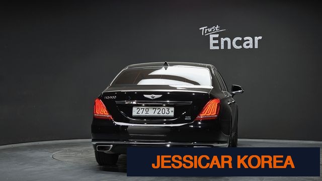 2017 Genesis EQ900 - Thumbnail 16
