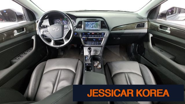 2015 Hyundai LF Sonata - Thumbnail 3