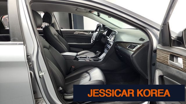 2015 Hyundai LF Sonata - Thumbnail 4