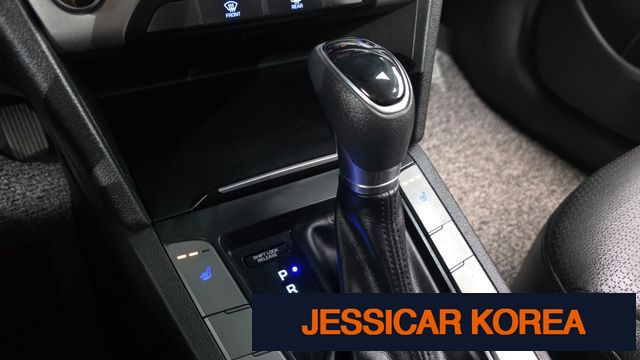 2018 Hyundai Avante AD - Thumbnail 17