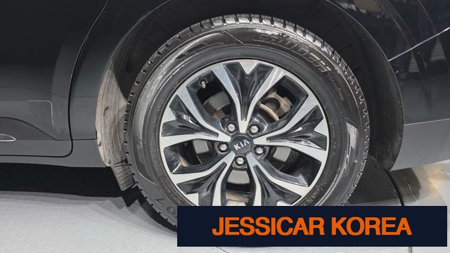 2021 Kia Carnival 4th Gen - Thumbnail 16