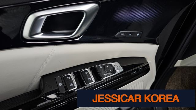 2023 Kia Carnival 4th Gen - Thumbnail 4