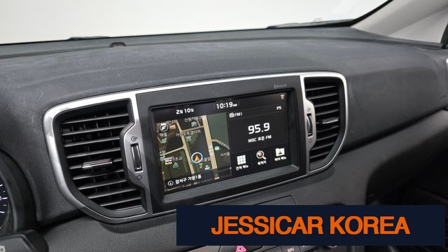 2018 Kia Sportage 4th generation - Thumbnail 4