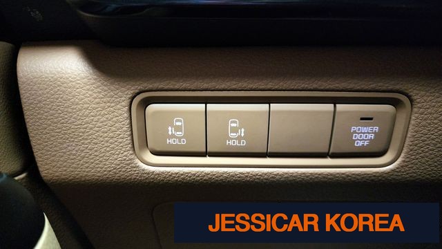 2022 Kia Carnival 4th Gen - Thumbnail 19