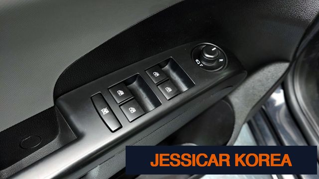 2016 Chevrolet Aveo sedan - Thumbnail 14