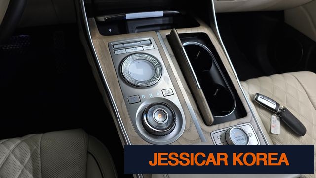 2022 Genesis GV80 - Thumbnail 14