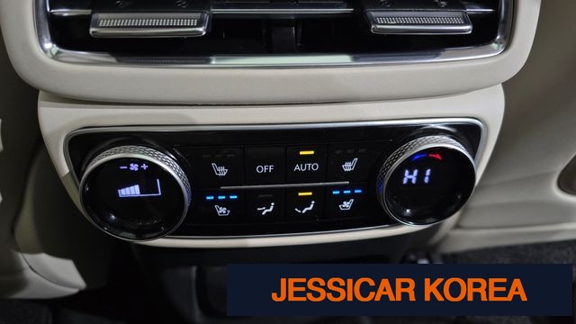 2022 Genesis GV80 - Thumbnail 17