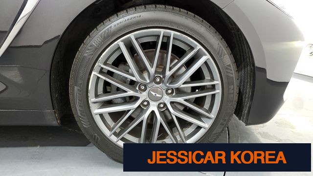 2018 Genesis G70 - Thumbnail 6
