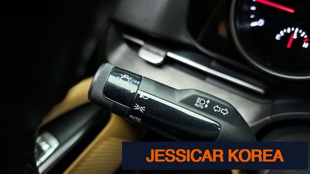 2023 Kia Carnival 4th Gen - Thumbnail 4