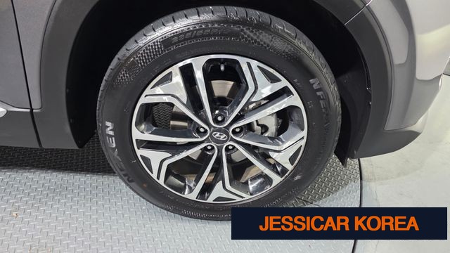 2020 Hyundai Santa Fe TM - Thumbnail 2