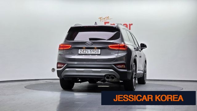 2020 Hyundai Santa Fe TM - Thumbnail 4