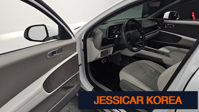 2023 Hyundai Ioniq 6 - Thumbnail 7