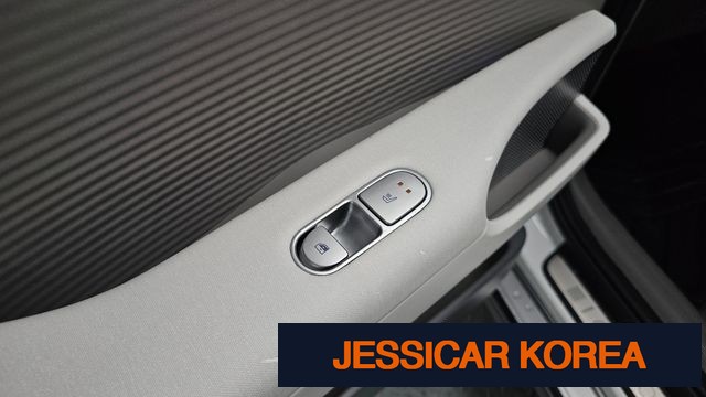 2023 Hyundai Ioniq 6 - Thumbnail 14