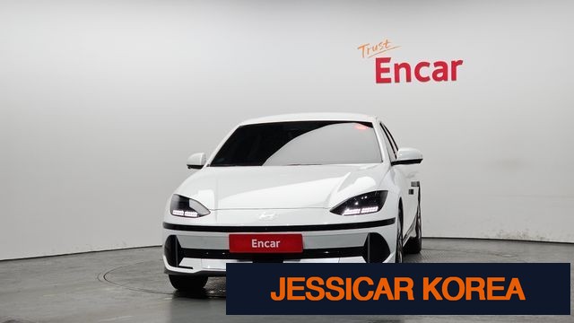 2023 Hyundai Ioniq 6 - Thumbnail 16