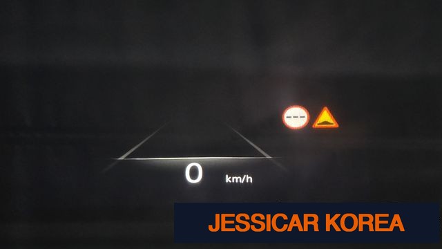 2023 Genesis GV80 - Thumbnail 11