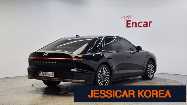2024 Hyundai Grandeur (GN7) - Thumbnail 3