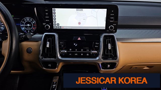 2023 Kia Sorento 4th Gen - Thumbnail 9