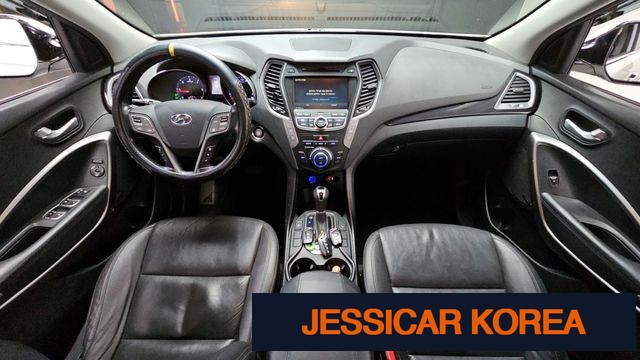 2013 Hyundai Santa Fe DM - Thumbnail 3