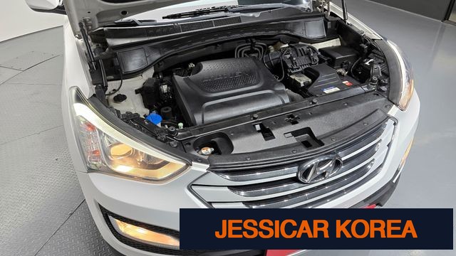 2013 Hyundai Santa Fe DM - Thumbnail 4