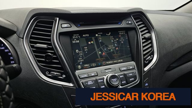2013 Hyundai Santa Fe DM - Thumbnail 11