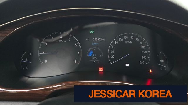 2012 Hyundai Genesis - Thumbnail 2