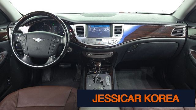 2012 Hyundai Genesis - Thumbnail 16
