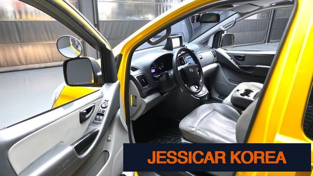 2016 Hyundai Grand Starex - Thumbnail 13