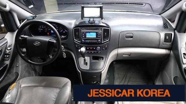 2016 Hyundai Grand Starex - Thumbnail 15
