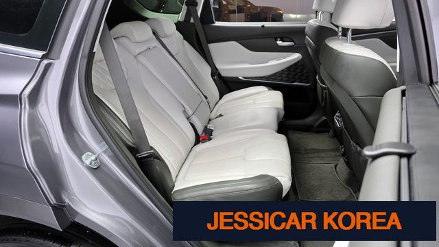 2021 Hyundai The New Santa Fe - Thumbnail 15