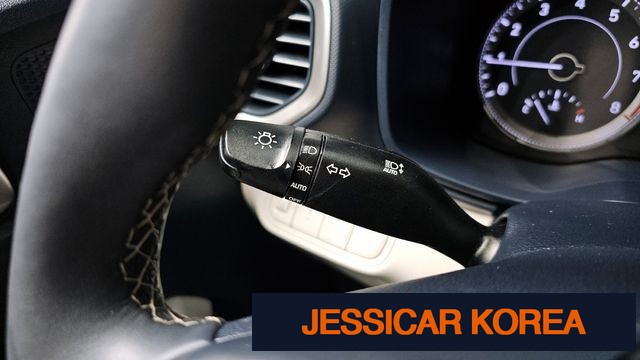 2020 Hyundai Venue - Thumbnail 18