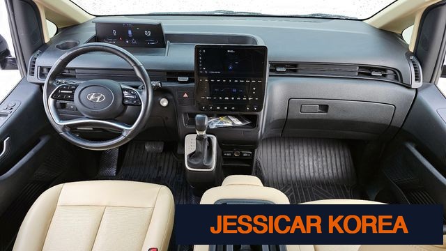 2023 Hyundai Staria - Thumbnail 7