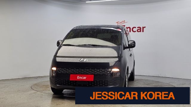 2023 Hyundai Staria - Thumbnail 12