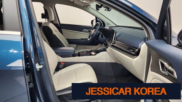 2022 Kia Sportage 5th Gen - Thumbnail 3