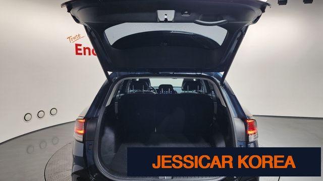2022 Kia Sportage 5th Gen - Thumbnail 10