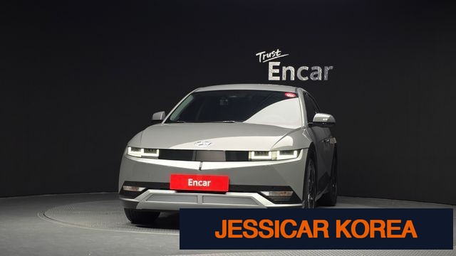 2022 Hyundai Ioniq 5 - Thumbnail 11