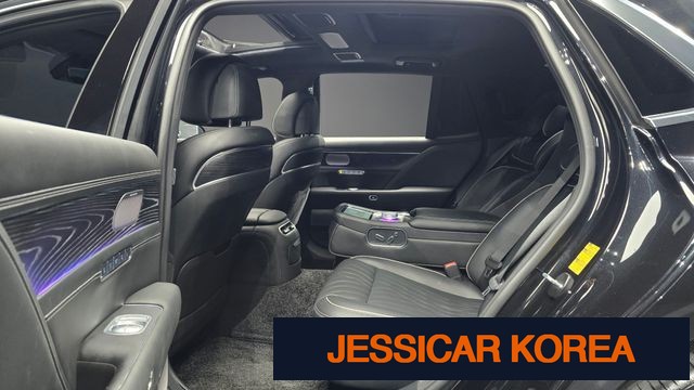 2023 Genesis G90 (RS4) - Thumbnail 2